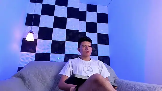 AndyFame1 online show from 18, 9, 2025