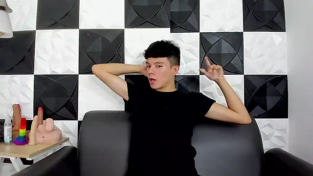 AndyFame1 online show from 4, 12, 2025