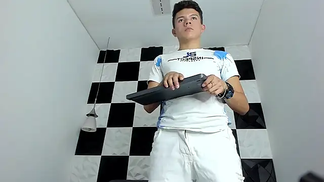 AndyFame1 online show from 15, 9, 2025