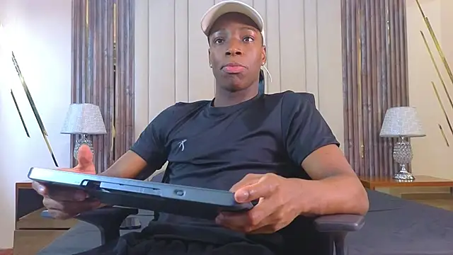 Snapshot of CharlesBrown_ chatting on 18, 5, 2026 CharlesBrown online show from 18, 5, 2026