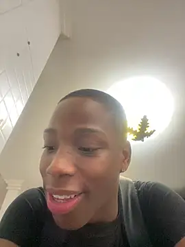 Snapshot of CharlesBrown_ chatting on 7, 5, 2026 CharlesBrown online show from 7, 5, 2026