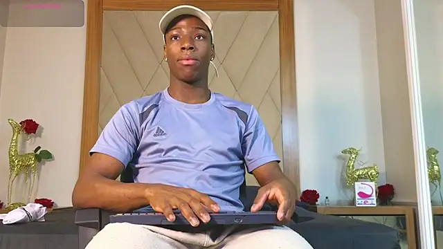 Snapshot of CharlesBrown_ chatting on 22, 5, 2026 CharlesBrown online show from 22, 5, 2026