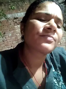 Snapshot of couple_71 chatting on 2, 5, 2026 couple 71 online show from 2, 5, 2026