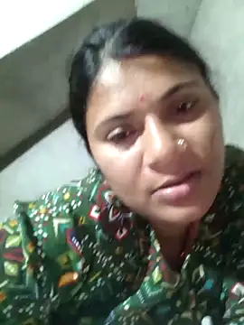 couple 71 online show from 4, 4, 2026