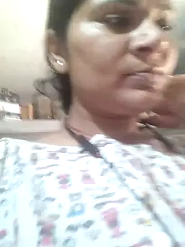 Snapshot of couple_71 chatting on 30, 5, 2026 couple 71 online show from 30, 5, 2026