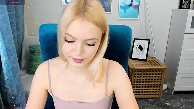 KatherineePierce online show from 21, 5, 2026