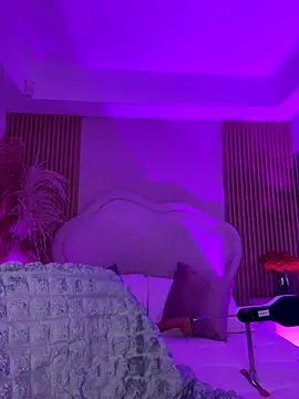 Snapshot of Valeria_carter chatting on 20, 10, 2025 Valeria carter online show from 20, 10, 2025