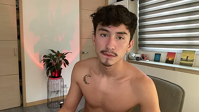 sweettaaron01 online show from 23, 10, 2025