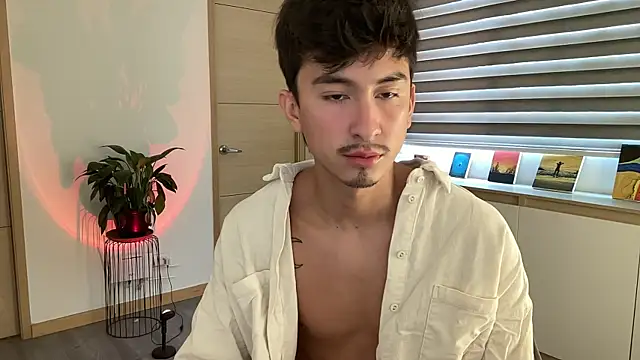 sweettaaron01 online show from 15, 10, 2025