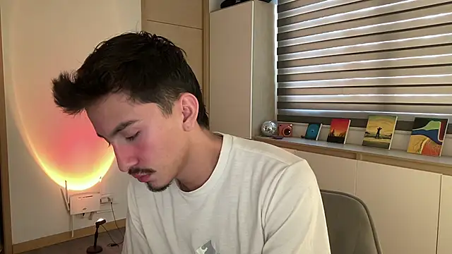 sweettaaron01 online show from 18, 11, 2025