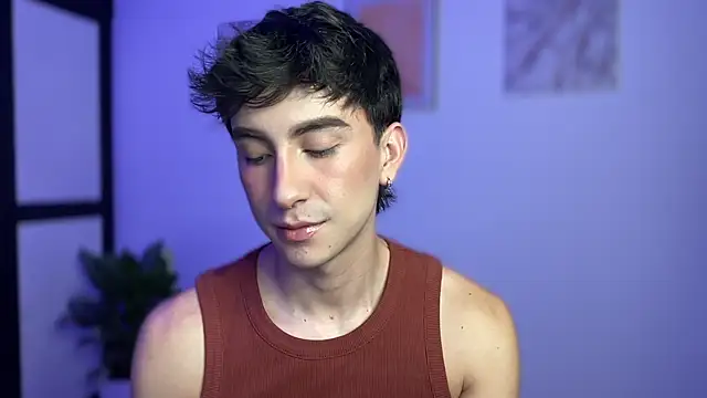 sweettaaron01 online show from 2, 6, 2026