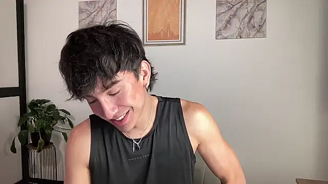 sweettaaron01 online show from 7, 5, 2026