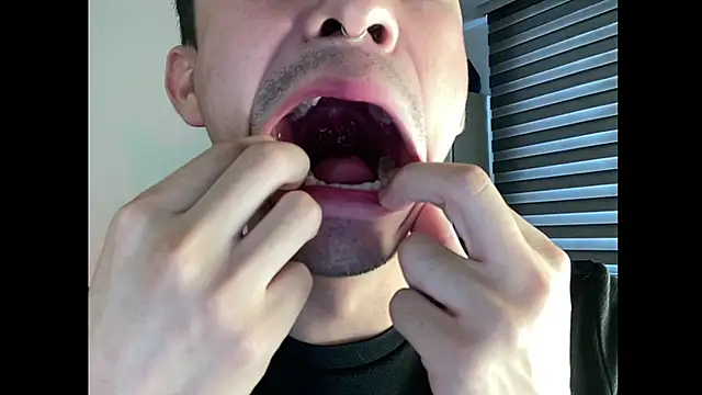 sweettaaron01 online show from 7, 10, 2025