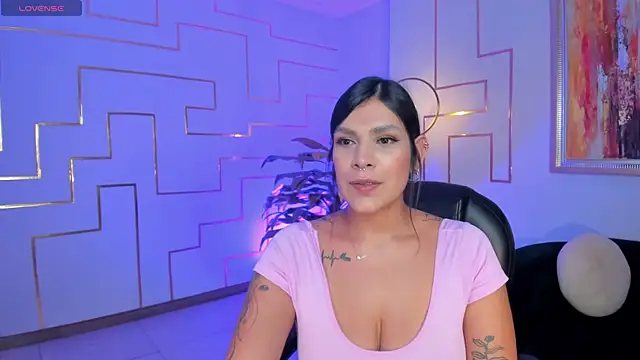 SarahYates online show from 4, 6, 2026