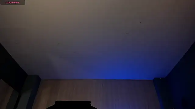 IsabellaMoreau online show from 27, 11, 2025