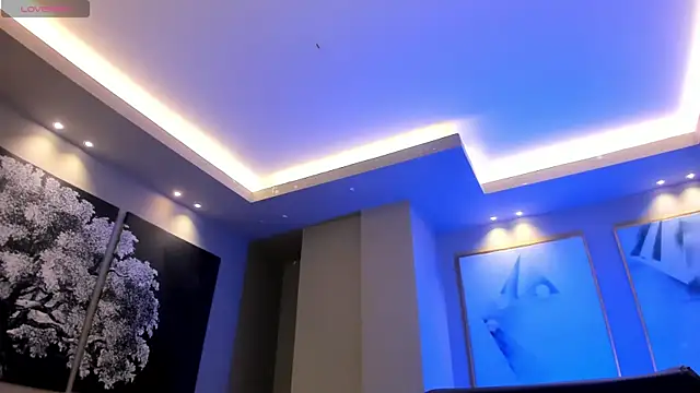 IsabellaMoreau online show from 26, 10, 2025