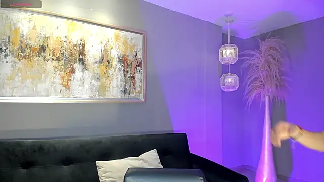 IsabellaMoreau online show from 3, 2, 2026