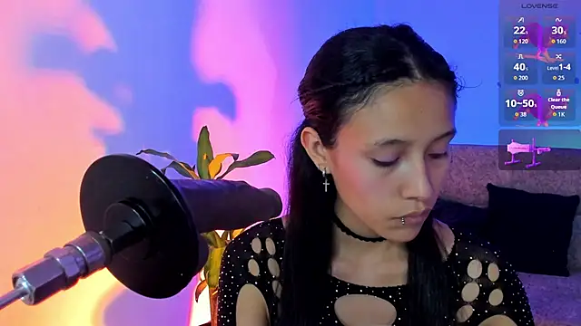 alicemoon   online show from 2, 12, 2025