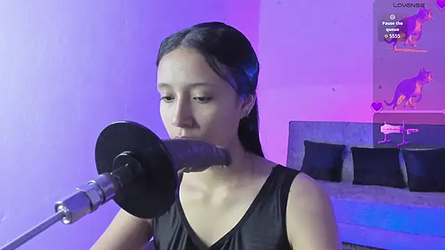 alicemoon   online show from 19, 9, 2025