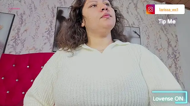 Larissa Antonella online show from 15, 12, 2025