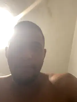 Snapshot of freedmar chatting on 24, 11, 2025 freedmar online show from 24, 11, 2025