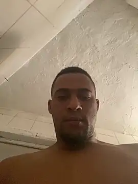 Snapshot of freedmar chatting on 21, 11, 2025 freedmar online show from 21, 11, 2025