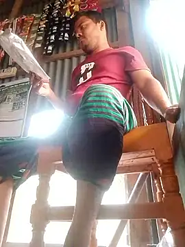 Snapshot of CatchingBouquet chatting on 4, 3, 2026 CatchingBouquet online show from 4, 3, 2026