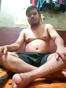 CatchingBouquet online show from 4, 10, 2025