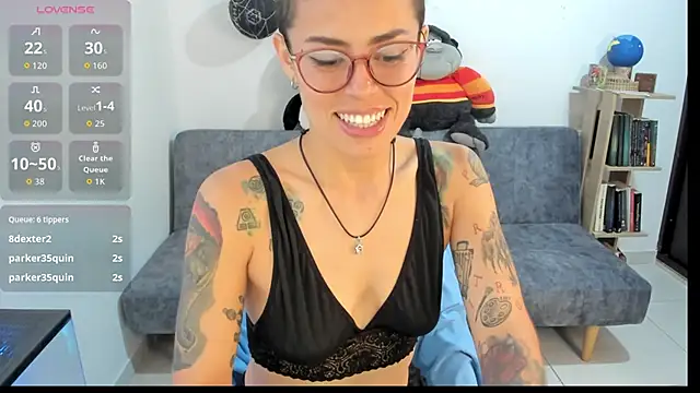 natt op online show from 4, 10, 2025