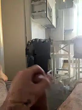 francy242 online show from 8, 4, 2026