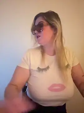 Snapshot of Granlady7 chatting on 6, 6, 2026 Granlady7 online show from 6, 6, 2026
