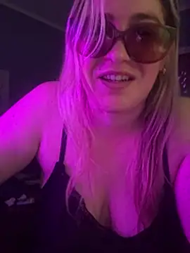 Snapshot of Granlady7 chatting on 12, 1, 2026 Granlady7 online show from 12, 1, 2026