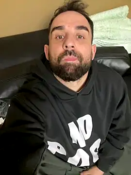 Snapshot of Shots_of_sperm chatting on 26, 9, 2025 Shots of sperm online show from 26, 9, 2025