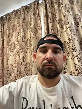 Snapshot of Shots_of_sperm chatting on 20, 11, 2025 Shots of sperm online show from 20, 11, 2025