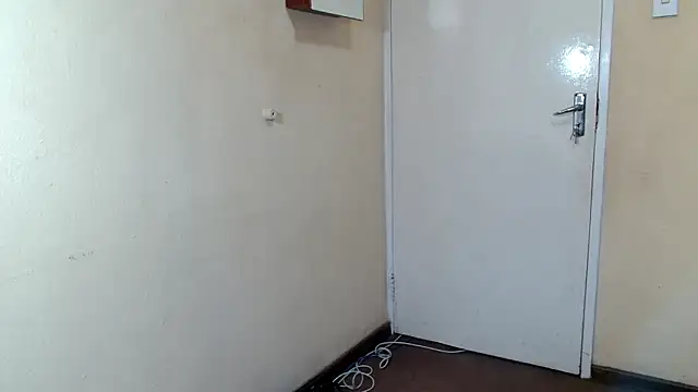 HugeTitisxx online show from 4, 4, 2026