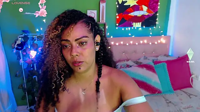 Snapshot of katherinnyazz chatting on 22, 9, 2025 katherinnyazz online show from 22, 9, 2025