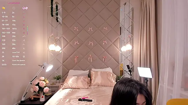 Nelly Kimm online show from 16, 3, 2026