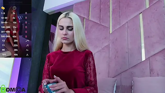 SelenaDaze online show from 13, 9, 2025