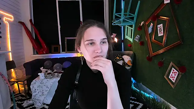 TessaMill online show from 26, 9, 2025