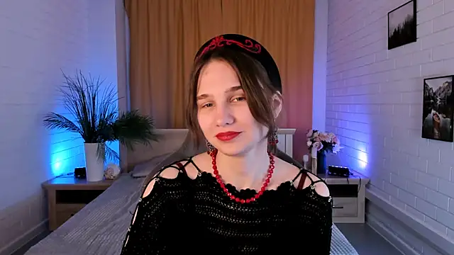 TessaMill online show from 18, 11, 2025