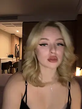 SexyEvaLips online show from 15, 5, 2026