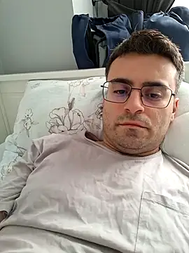 Obstacless online show from 7, 2, 2026