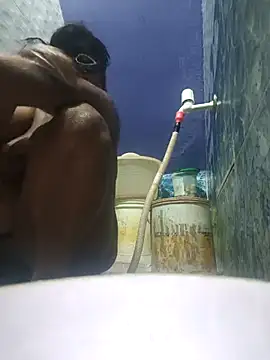 Dassing strip couple online show from 24, 9, 2025