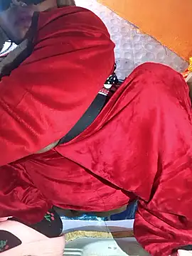 Dassing strip couple online show from 10, 1, 2026