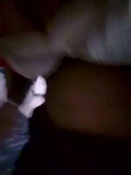 Dassing strip couple online show from 10, 3, 2026