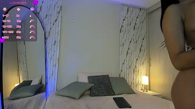 MissVioleet  online show from 11, 10, 2025