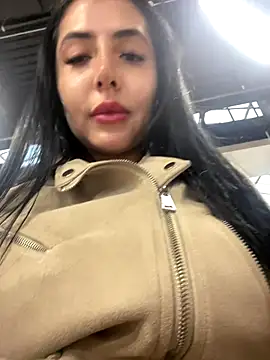 Snapshot of oh_nina chatting on 27, 10, 2025 oh nina online show from 27, 10, 2025