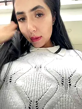 Snapshot of oh_nina chatting on 4, 11, 2025 oh nina online show from 4, 11, 2025