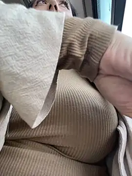 Snapshot of oh_nina chatting on 11, 9, 2025 oh nina online show from 11, 9, 2025