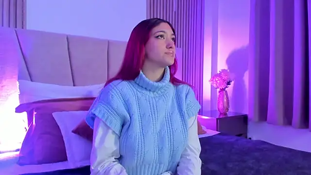 Victoria Beaumont online show from 14, 11, 2025